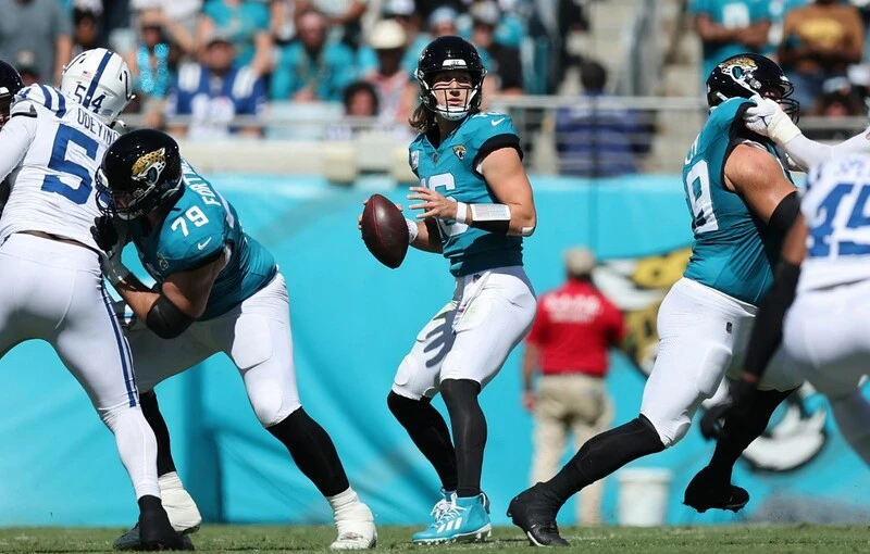 Trevor Lawrence #16 of the Jacksonville Jaguars looks to pass during the second quarter against the Indianapolis Colts